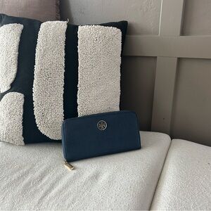Tory Burch Navy Zip-Around Wallet with Gold Logo